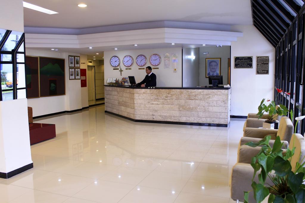 Nacional Inn Curitiba Torres Exterior foto